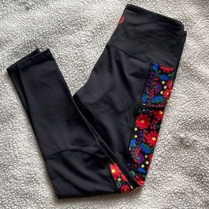 Black pocket leggings size L